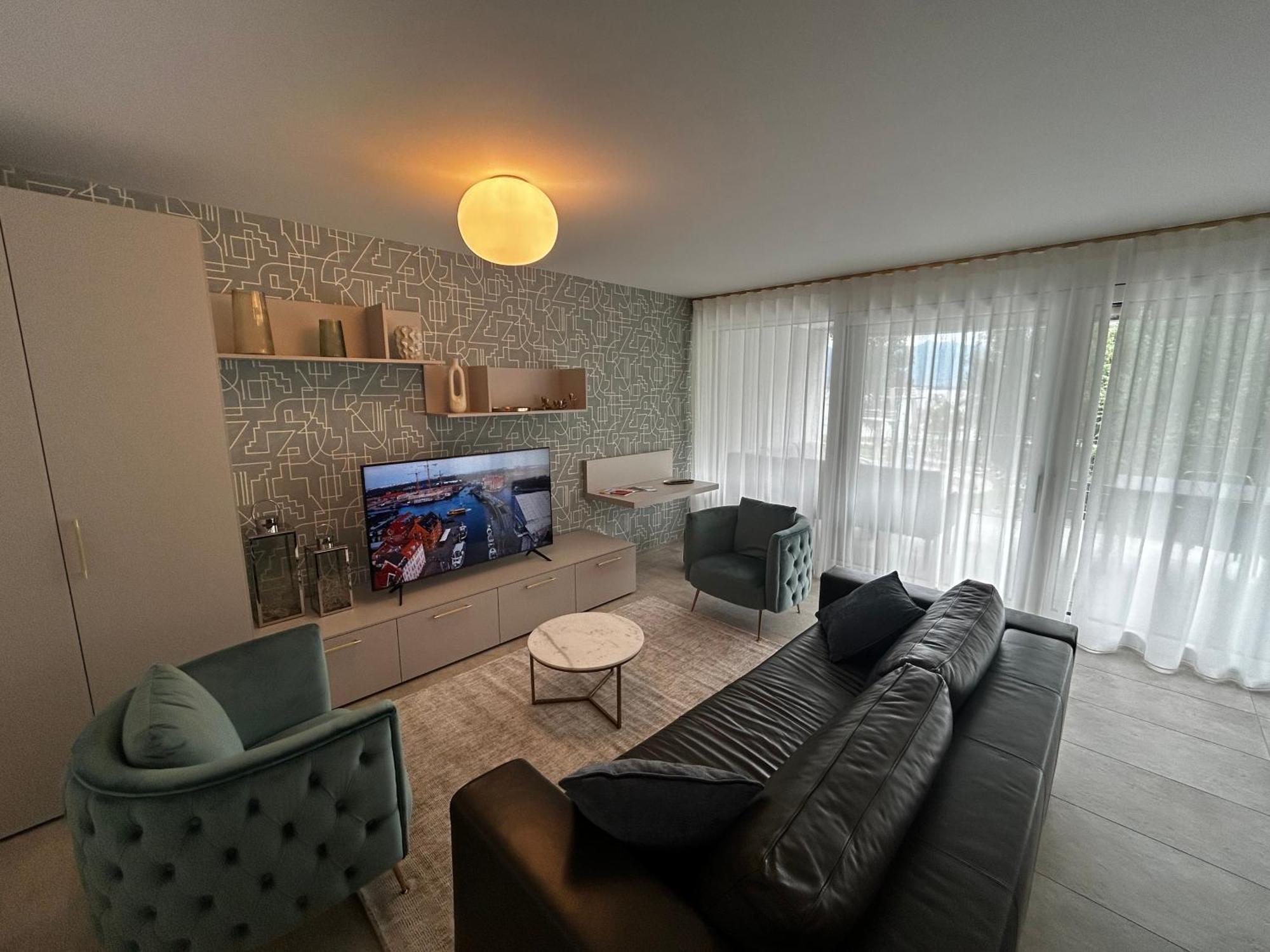 Family Apartment, Near The Beach Whit Private Park Locarno Exterior photo